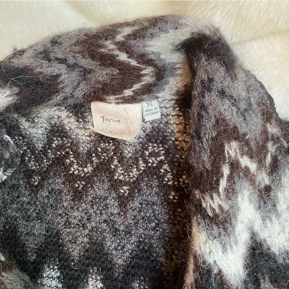 Vintage Chevron Wool Pattern Brown Button Down Ca… - image 4